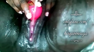 His Queen Suga squirts a river